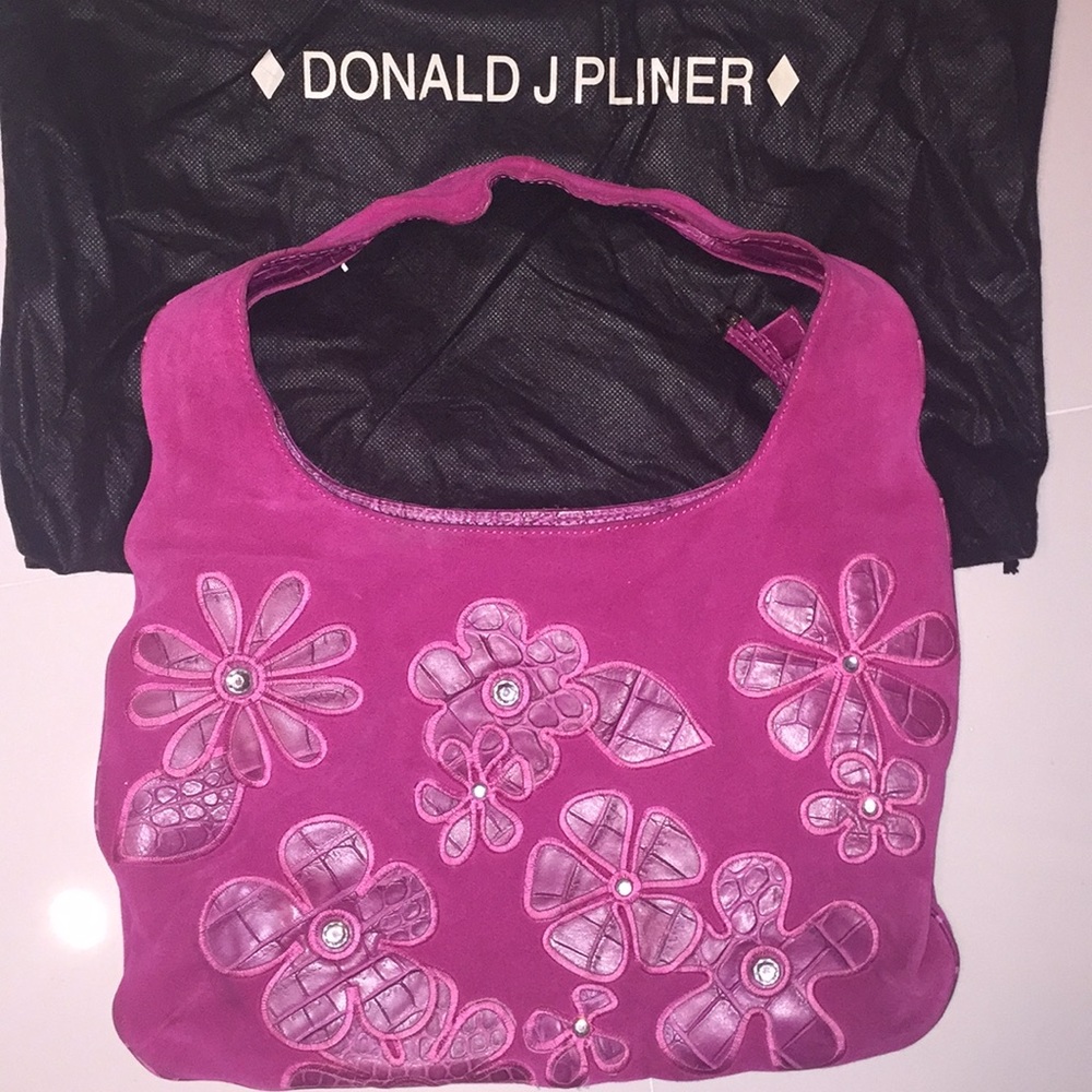 Donald J. Pliner shoulder baggie